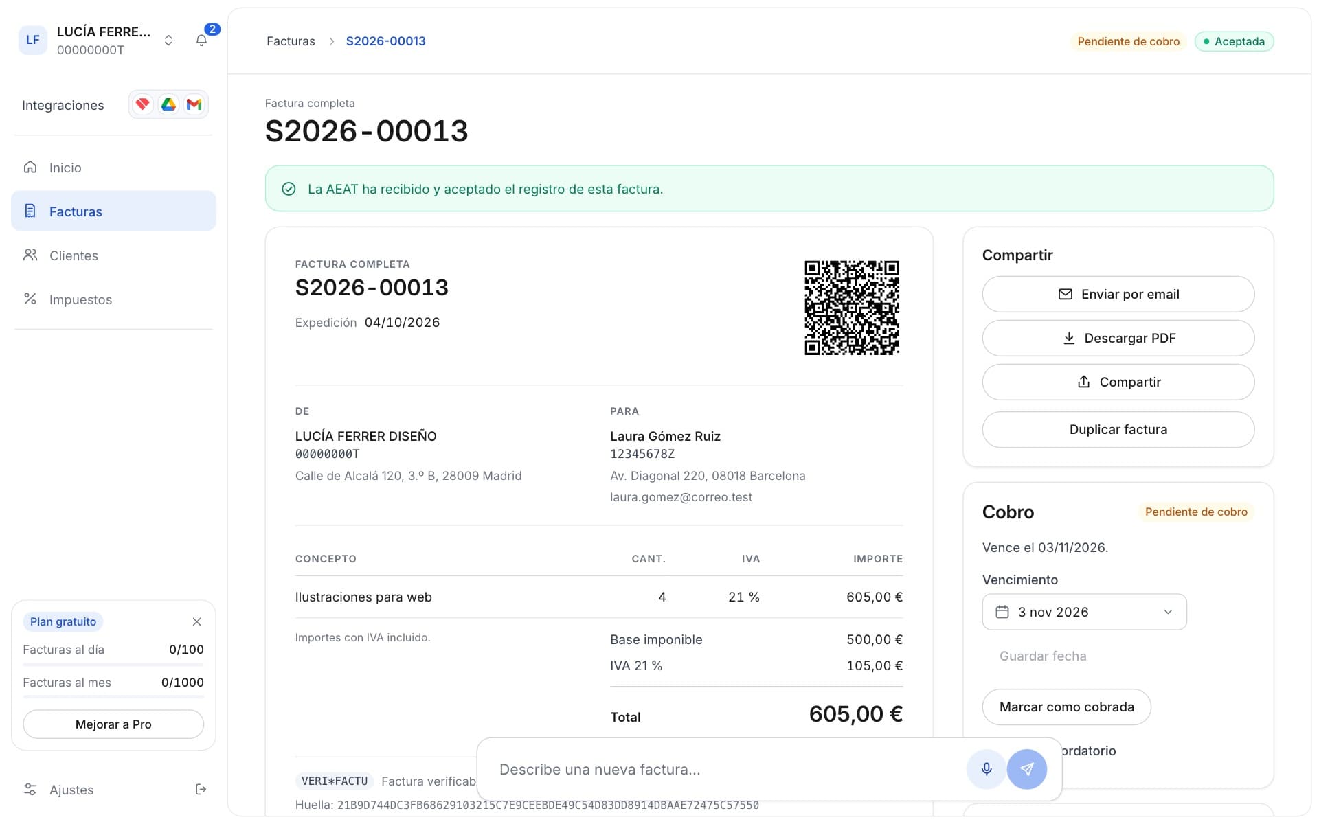 An issued invoice with its QR code, a notice that the AEAT has accepted it, and sharing and payment actions